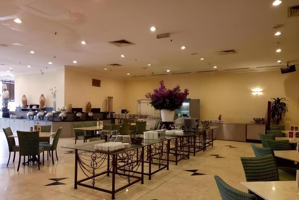 Kuala Lumpur International Hotel Luaran gambar